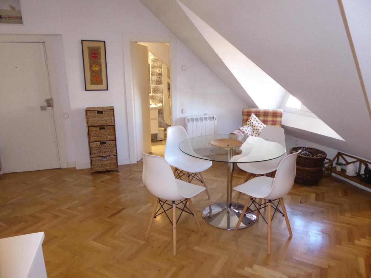 Apartamento En El Mercado De San Miguel Madrid Ngoại thất bức ảnh